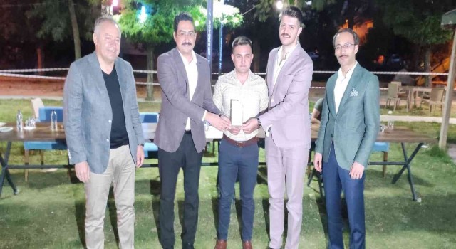Tayini çıkan komutan ve müdürlere veda yemeği