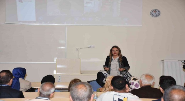 Tazelenme Üniversitesinde ilk ders heyecanı