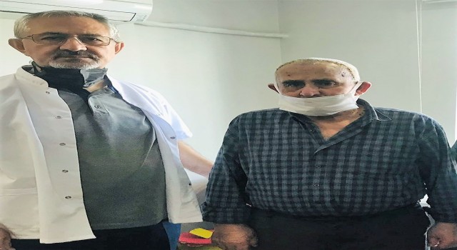 Tekerlekli sandalyeyle geldiği Egekent Hastanesinden yürüyerek ayrıldı