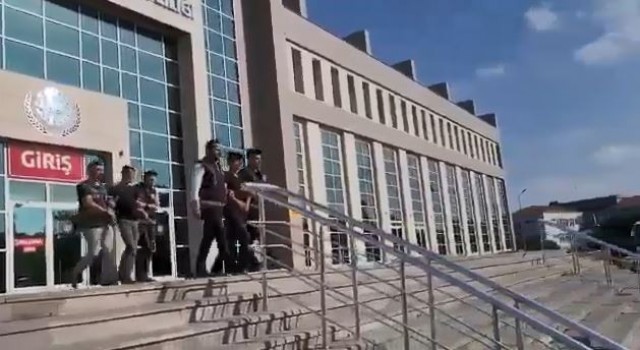 Tekirdağda Bangladeşli vatandaşı gasp eden 3 kişi tutuklandı