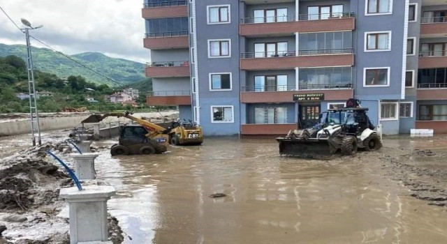 Tekirdağdan sel bölgesine yardım eli