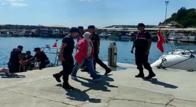Tekne ile yurt dışına kaçmaya çalışan 2 FETÖ şüphelisi yakalandı