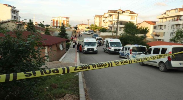 Telefonları açmayınca evine bakmaya gittiler, cesediyle karşılaştılar