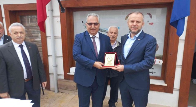 THK Model Uçak Kursunu tamamlayanlara sertifikaları verildi
