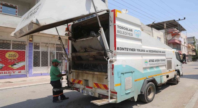 Toroslarda çöp konteynerleri dezenfekte ediliyor