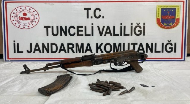 Tuncelide teröristlere inleri dar ediliyor