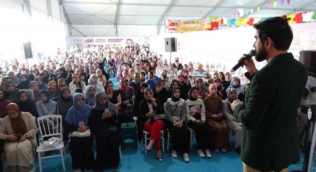 Tuncer, Tokat Belediyesi kitap fuarında hayranları ile buluştu