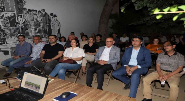 Turgutluda Müze Sohbetleri yoğun ilgiyle başladı