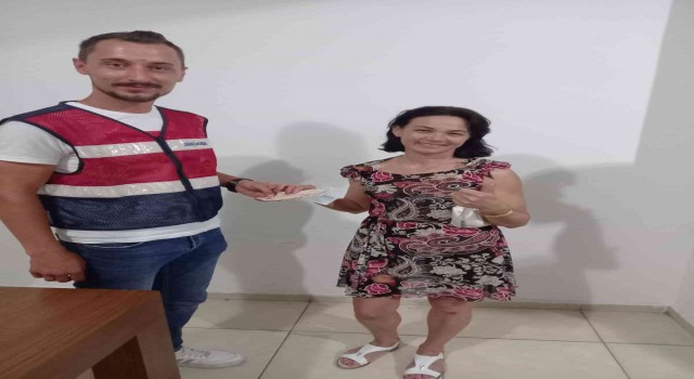 Turistin 800 TLsini gasp eden şüpheli yakalandı
