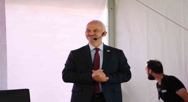 Türkiyenin beşinci nesil savaş uçağı: Her tarafı görecek, kimseyi yaklaştırmayacak, hedefi yüzlerce kilometreden vuracak