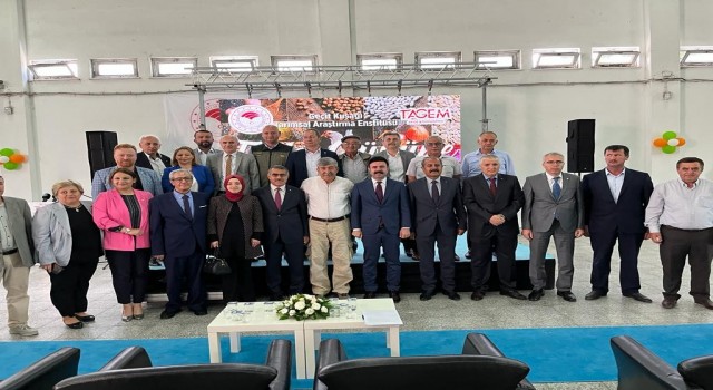 Türkiyenin ilk tarım enstitüsünde Tarla Günü düzenlendi