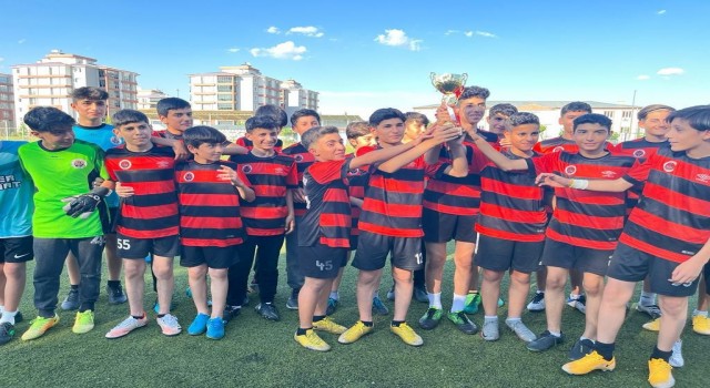 U14 Liginde şampiyon Elazığ Yolspor