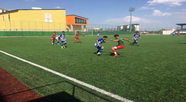 U16 Futbol Ligi Elazığ Grubu maçları başladı