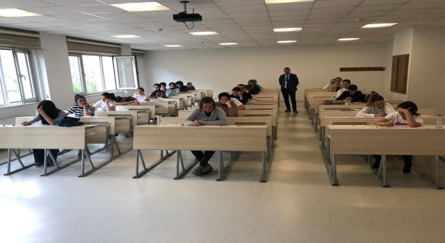 Uğurlu öğrenciler TYT sınav heyecanını erken yaşadılar