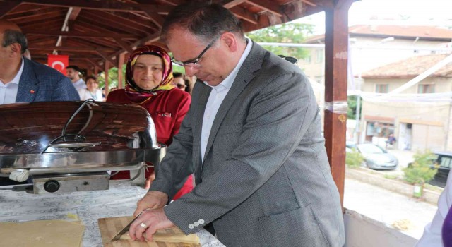 Uluslararası Altın Safran Festivalinde Safranbolunun yöresel lezzetleri tanıtıldı