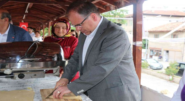 Uluslararası Altın Safran Festivalinde Safranbolunun yöresel lezzetleri tanıtıldı