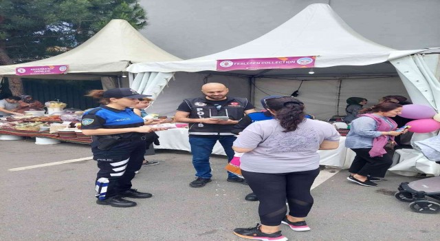 Ümraniyede polisler KADES ve UYUMA aplikasyonları hakkında bilgilendirme yaptı