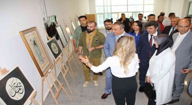 Üniversitede El Sanatları Karma Sergisi açıldı