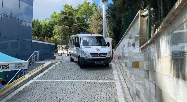 Usta oyuncu Cüneyt Arkının cenazesi ailesine teslim edildi