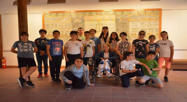 ÜYEPten Müzede Drama dersi