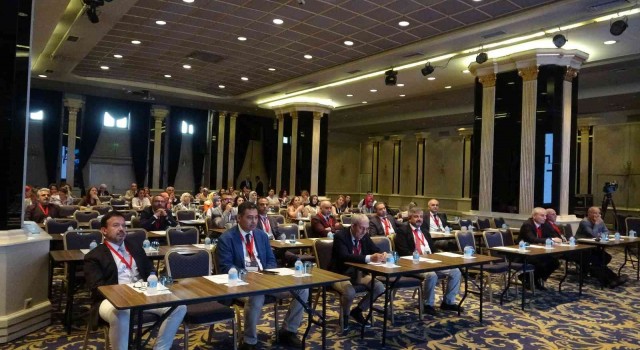 Uzmanlar organ naklinin artması için bir araya geldi