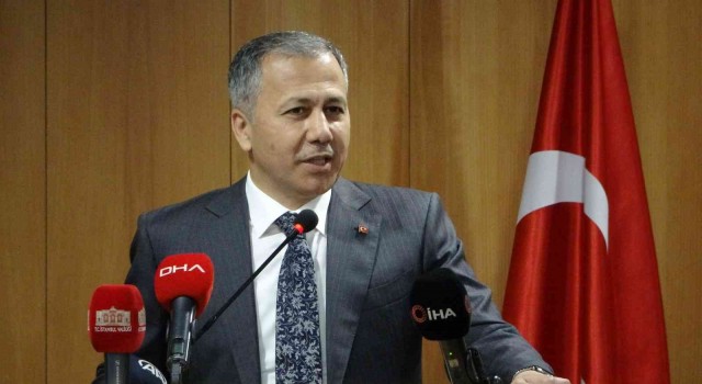 Vali Ali Yerlikaya, “2017 - 2018 yılından itibaren İstanbulda toplam 14 hastanemizde “Öğretmenim Elimden Tut” projesi ile bin 19 yavrumuza hastanelerimizde eğitim verildi”