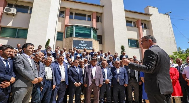Van Valisi Dr. Ozan Balcı Özalpta