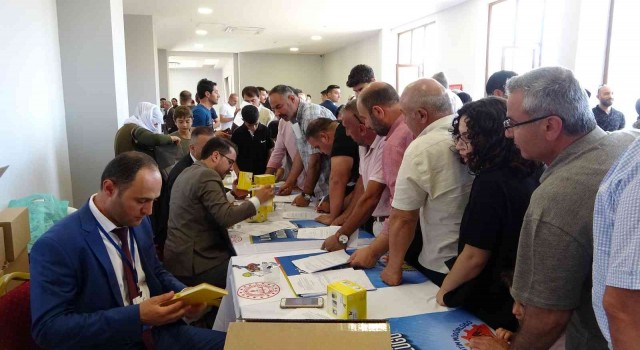 Vanda 230 çocuğa sensörlü glikoz ölçüm cihazı