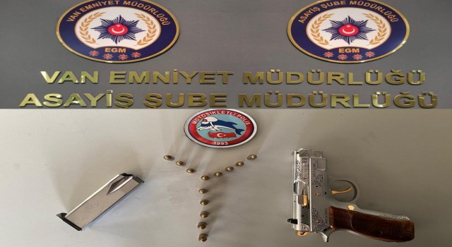 Vanda değişik suçlardan 35 kişi tutuklandı