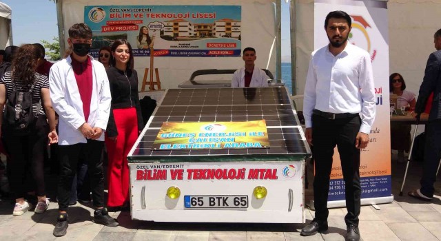 Vanda lise öğrencileri güneş enerjisiyle çalışan araç üretti