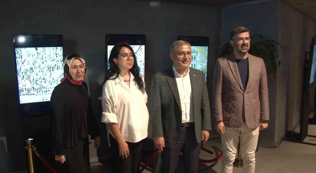 Vatandaşlar NFT Sergisi ile Üsküdarda buluştu