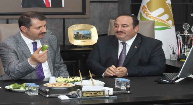 Viranşehirde valiye şelengo ikram edildi
