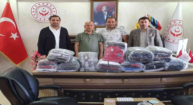 YDV Erzurumdan gençlere bayram hediyesi: 55 takım eşofman