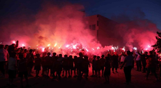 Yeri amatör sevgisi Süper Lig