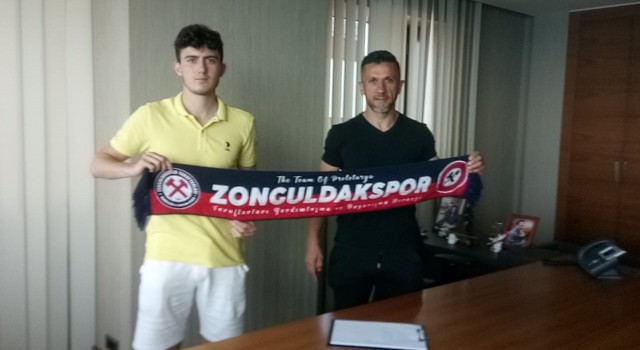 Zonguldak Kömürsporun ilk transferi Mümin