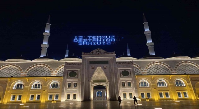 15 Temmuz yıl dönümünde Çamlıca Camiinden sela sesler yükseldi
