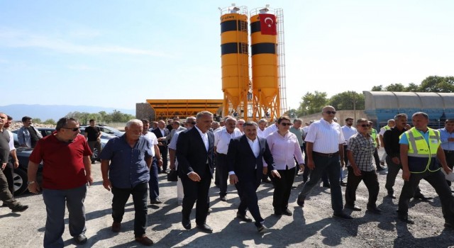 2022de 30 kilometre beton yol yapılacak