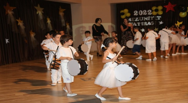 75. Yıl Kreş ve Çocuk Kulübü öğrencilerine coşkulu mezuniyet töreni