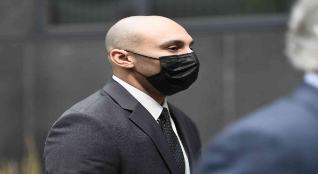 ABDde siyahi Floydun ölümü nedeniyle yargılanan 2 eski polise hapis cezası