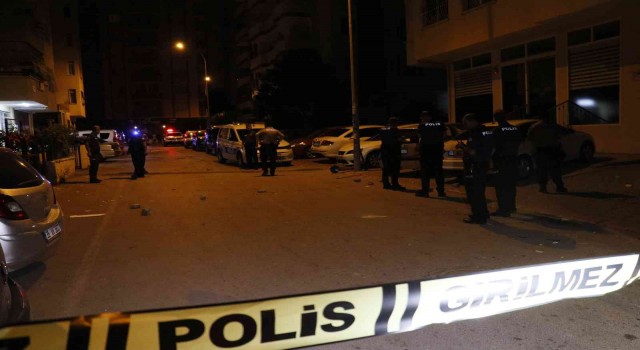 Adanada gece yarısı silahlı kavga: 2 yaralı