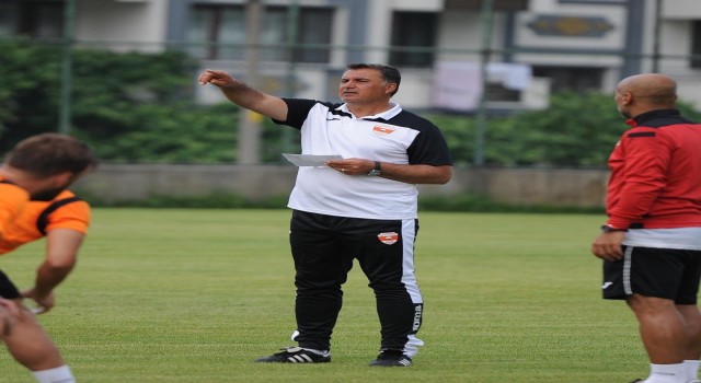 Adanaspor Teknik Direktörü Mustafa Kaplan kampı değerlendirdi: Bir kolej havası yakaladık