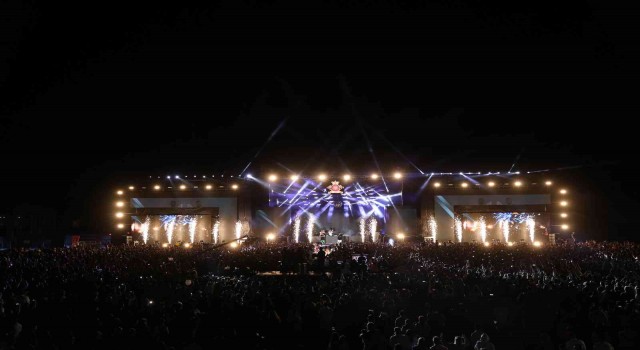 Ağrı Dağı eteklerinde müzik festivali