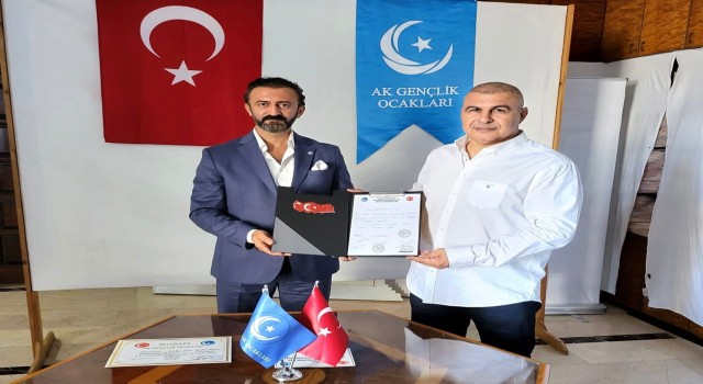 Ak Gençlik Ocakları Antalya İl Başkanı Esenkurt oldu