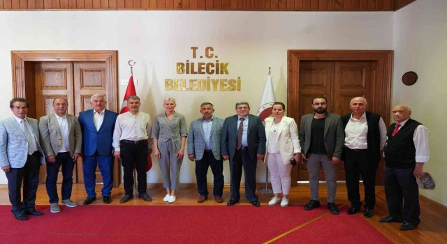 AK Partiden Bilecik Belediyesine ziyaret