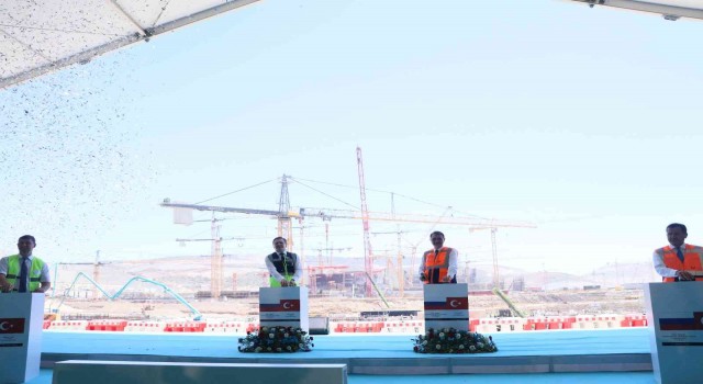 Akkuyuda son reaktörün temeli atıldı