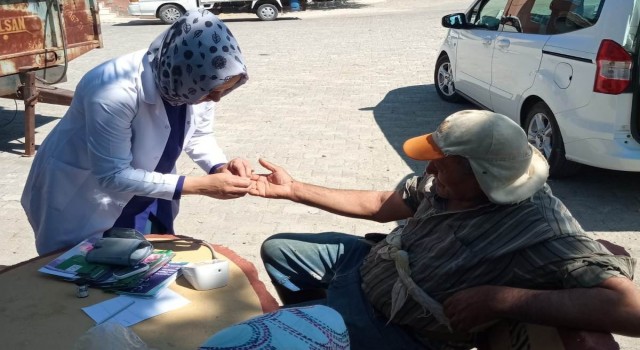 Alaşehirde her yerde aşı yapılıyor