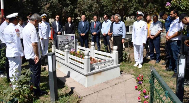 Altınovada şehitlikler ziyaret edildi