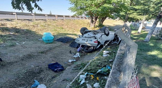 Ankarada kaza: Anne ile çocuğu hayatını kaybetti, 4 kişi yaralandı