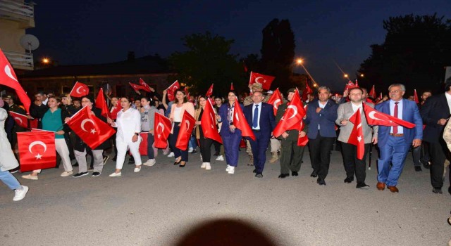 Ardahanda 15 Temmuz Demokrasi ve Milli Birlik Günü coşkusu