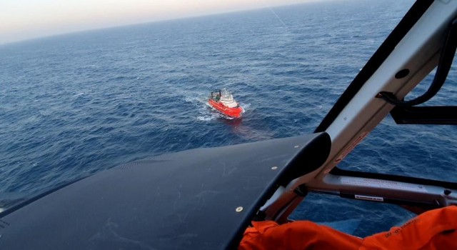 Arjantinde kalp krizi geçiren balıkçı helikopterle kurtarıldı